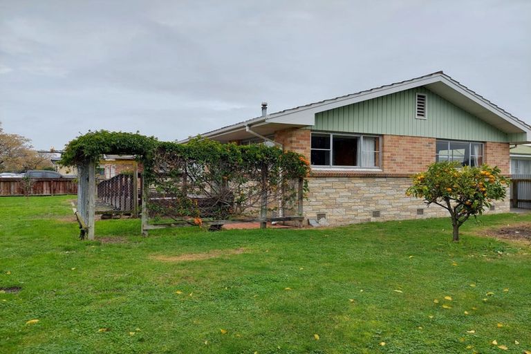Photo of property in 284 Kennedy Road, Onekawa, Napier, 4110