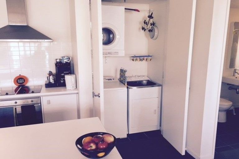 Photo of property in Montreaux Apartments, 5e/164 The Terrace, Wellington Central, Wellington, 6011