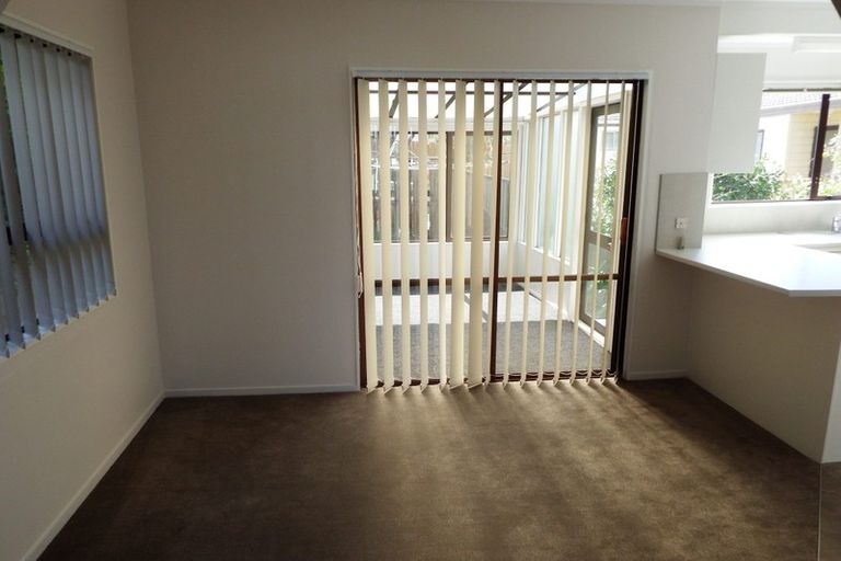 Photo of property in 1/125 Thelma Crescent, Torbay, Auckland, 0630