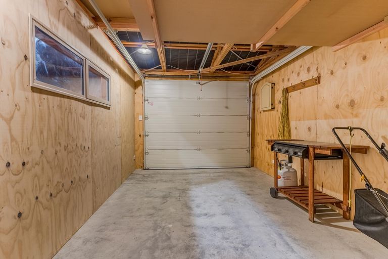 Photo of property in 60 Totara Drive, Twizel, 7901