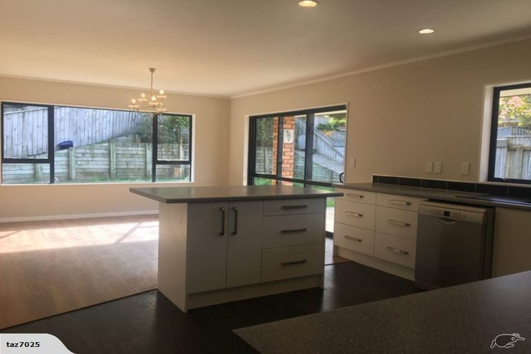 Photo of property in 9 Jeannie Way, Waikanae Beach, Waikanae, 5036