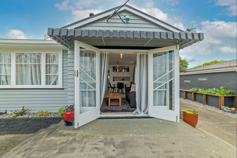 Photo of property in 4 Crewe Street, Pahiatua, 4910