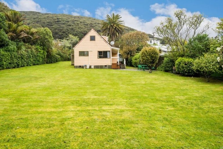 Photo of property in 69 Cluny Road, Plimmerton, Porirua, 5026