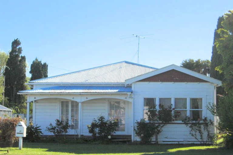 Photo of property in 16 Daphne Street, Outer Kaiti, Gisborne, 4010