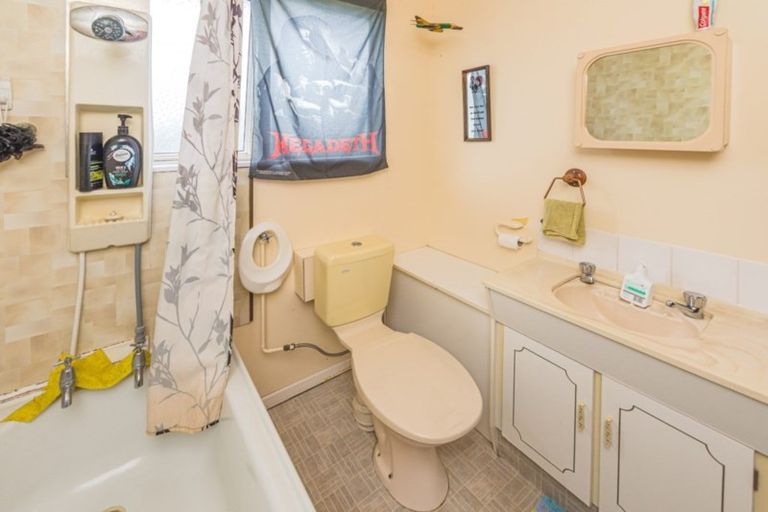 Photo of property in 10a Queen Street, Aramoho, Whanganui, 4500