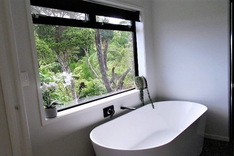 Photo of property in 840 Owhiwa Road, Parua Bay, Onerahi, 0192