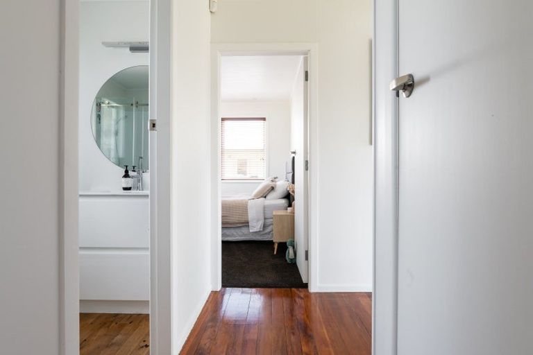 Photo of property in 142 Bryant Road, St Andrews, Hamilton, 3200