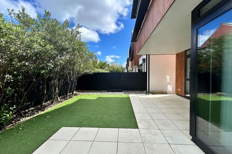 Photo of property in 8 Nevill Road, Hobsonville, Auckland, 0616