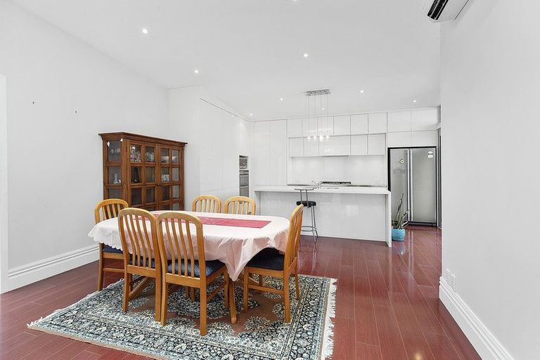 Photo of property in 100 Ellice Street, Mount Victoria, Wellington, 6011