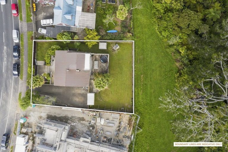 Photo of property in 117 Oreil Avenue, West Harbour, Auckland, 0618