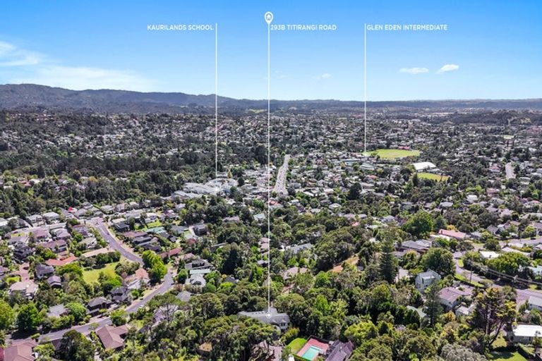 Photo of property in 293b Titirangi Road, Titirangi, Auckland, 0604