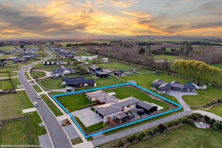 Photo of property in 76 Verdeco Boulevard, Lincoln, 7608