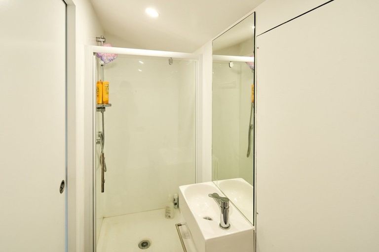 Photo of property in 10/36 Tacy Street, Kilbirnie, Wellington, 6022