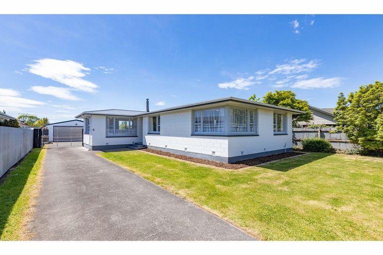 Photo of property in 6 Bush Street, Rangiora, 7400