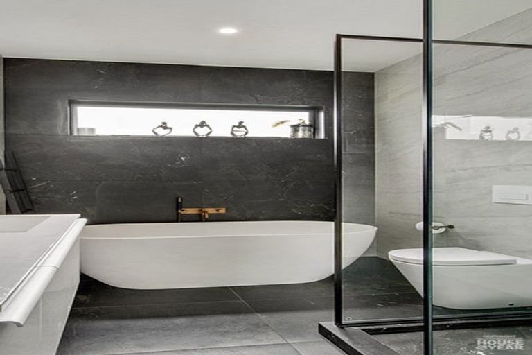 Photo of property in 2 Makete Crescent, Hobsonville, Auckland, 0618