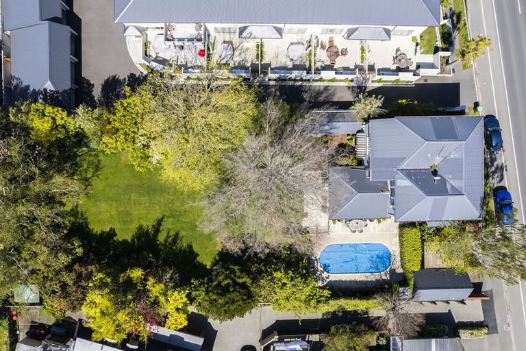 Photo of property in 54 Fendalton Road, Fendalton, Christchurch, 8014