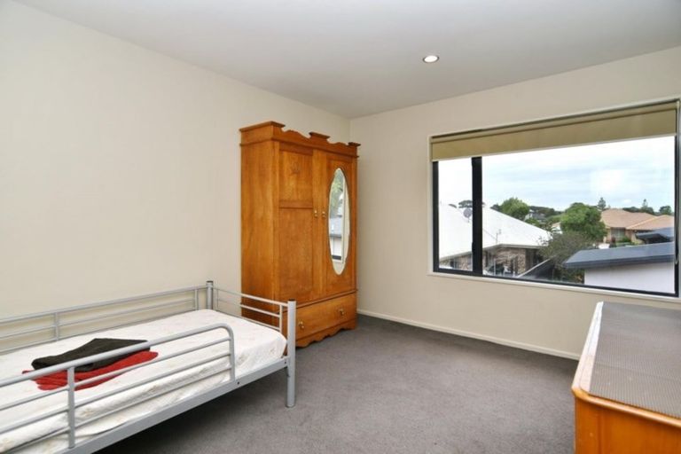 Photo of property in 8 Cunneen Place, Aidanfield, Christchurch, 8025