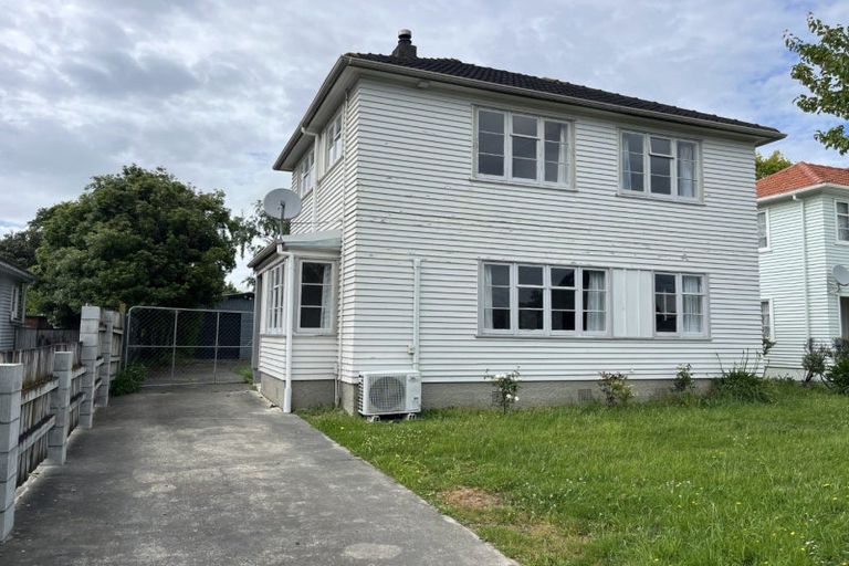Photo of property in 126 Rangiora Avenue, Roslyn, Palmerston North, 4414