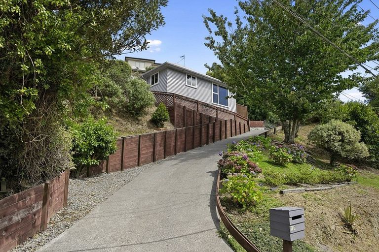 Photo of property in 137 Ironside Road, Johnsonville, Wellington, 6037