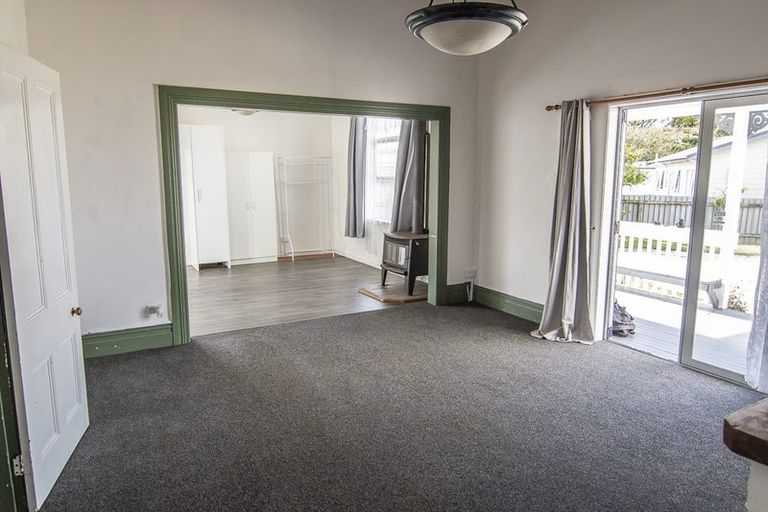 Photo of property in 176 Glover Road, Hawera, 4610