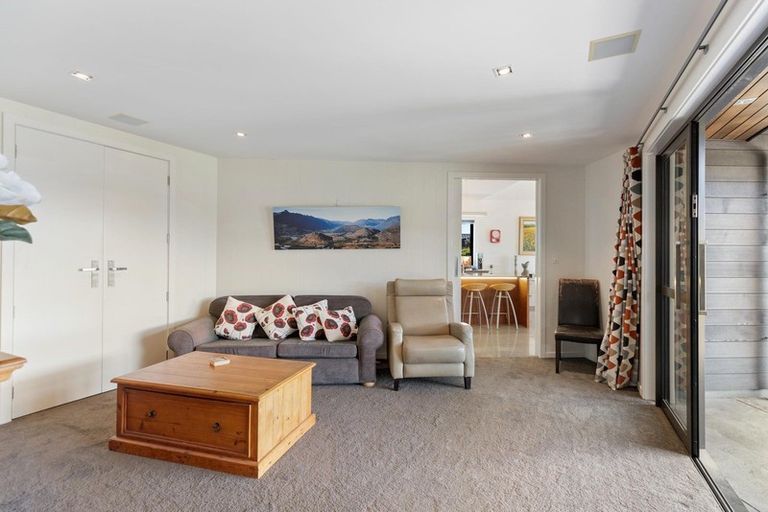 Photo of property in 4 Caithness Court, Jacks Point, Queenstown, 9371