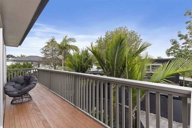 Photo of property in 10 Sanctuary Point, Sunnyhills, Auckland, 2010