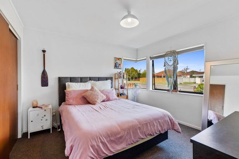 Photo of property in 1/77 Gloucester Road, Mount Maunganui, 3116