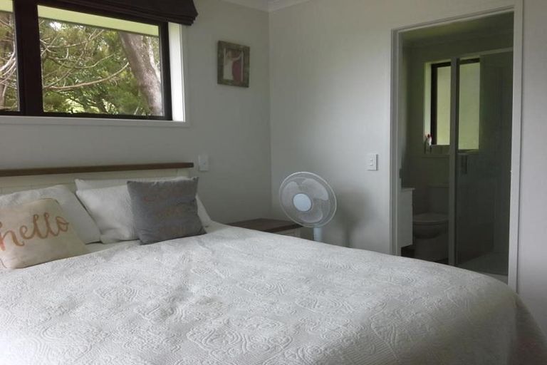 Photo of property in 68 Saxton Road, Upper Vogeltown, New Plymouth, 4371