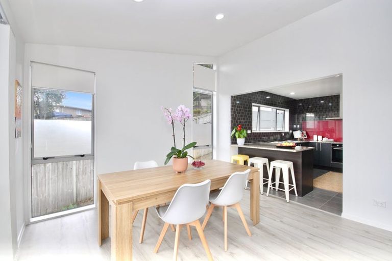Photo of property in 21a Kia Ora Road, Beach Haven, Auckland, 0626