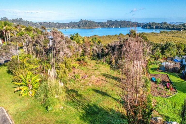 Photo of property in 4 Toi Track, Russell, 0272