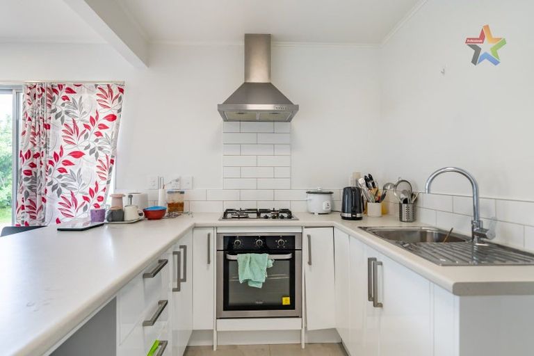 Photo of property in 11b Foster Street, Taita, Lower Hutt, 5011