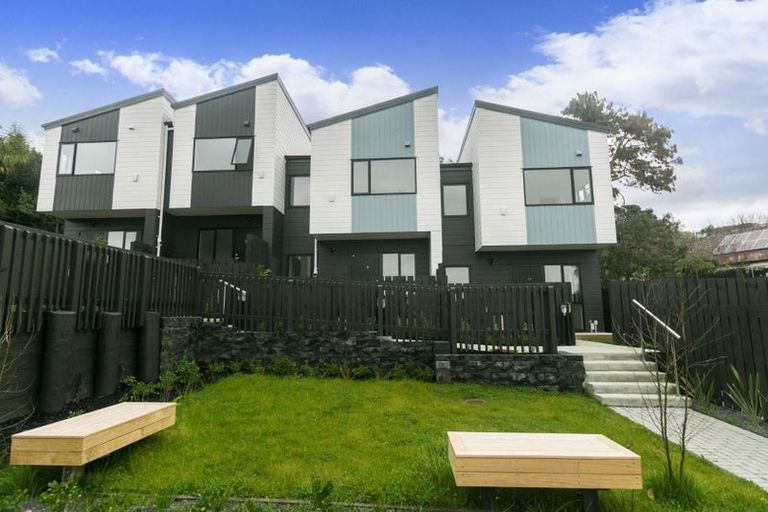 Photo of property in 15/27 Glenorchy Street, Glen Eden, Auckland, 0602