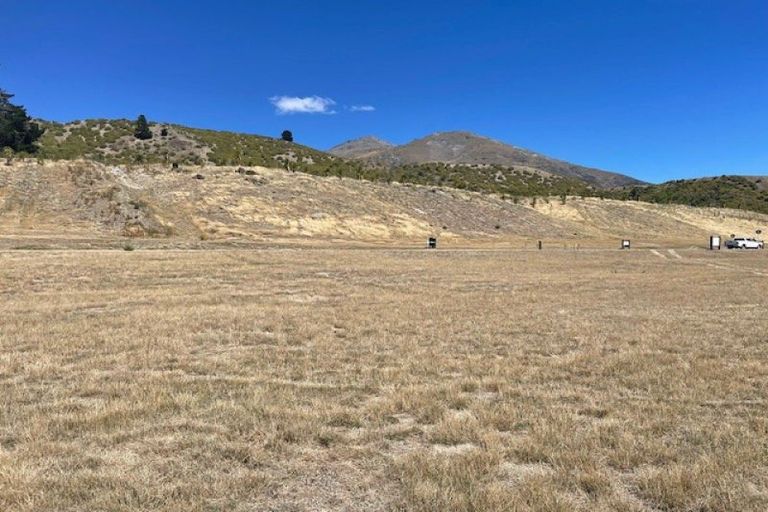 Photo of property in Gibbston Resort, 121 Toms Creek Road, Gibbston, Queenstown, 9371