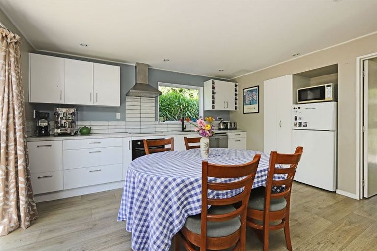 Photo of property in 2 Toop Street, Havelock North, 4130