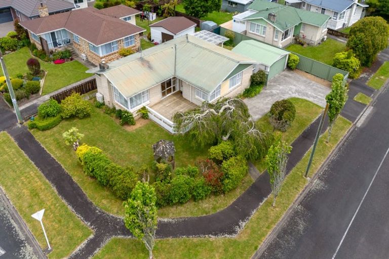 Photo of property in 30 Macmurdo Avenue, Glenview, Hamilton, 3206