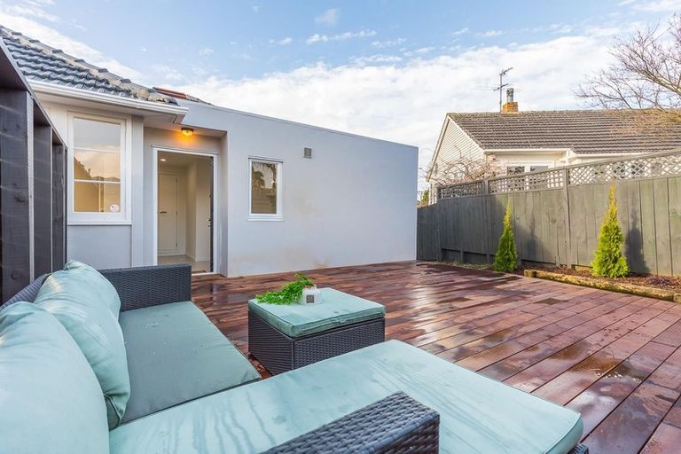 Photo of property in 1/48 Philomel Crescent, Bayswater, Auckland, 0622