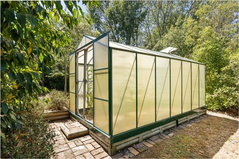 Photo of property in 25b Queens Avenue, Waikuku Beach, 7402