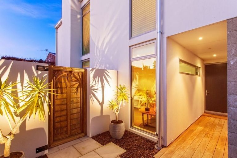 Photo of property in 61 Derby Street, St Albans, Christchurch, 8014