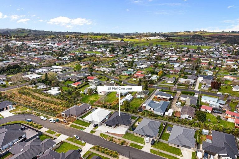 Photo of property in 15 Pipi Crescent, Tuakau, 2121