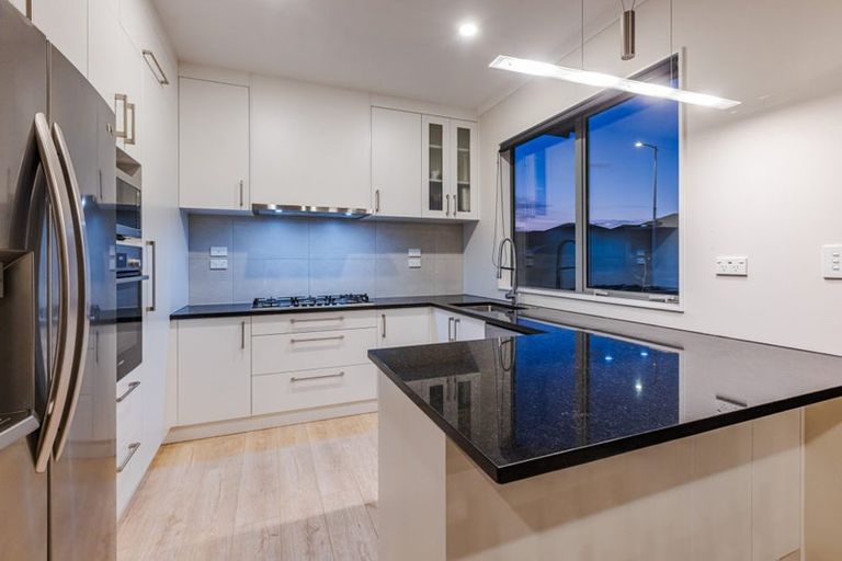 Photo of property in 11 Rainsford Road, Pukekohe, 2120