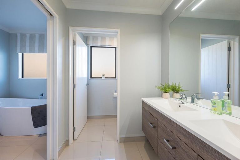 Photo of property in 7 Appletree Way, Stoke, Nelson, 7011