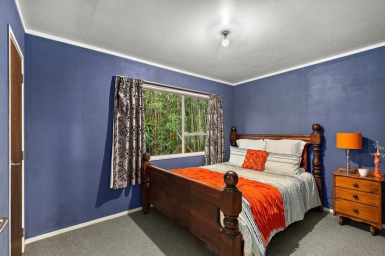 Photo of property in 4 Cedar Heights Avenue, Massey, Auckland, 0614