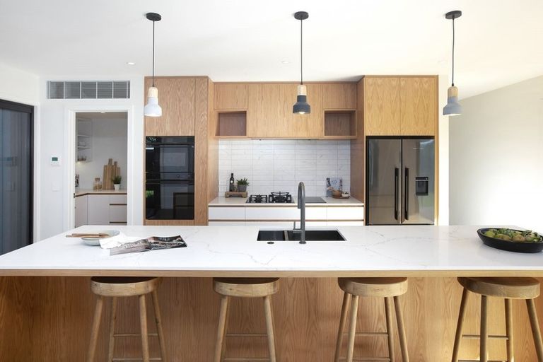 Photo of property in 86 Wairakei Road, Bryndwr, Christchurch, 8052