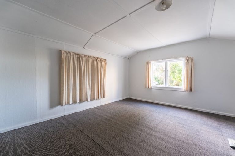 Photo of property in 340 Alma-maheno Road, Alma, Oamaru, 9491