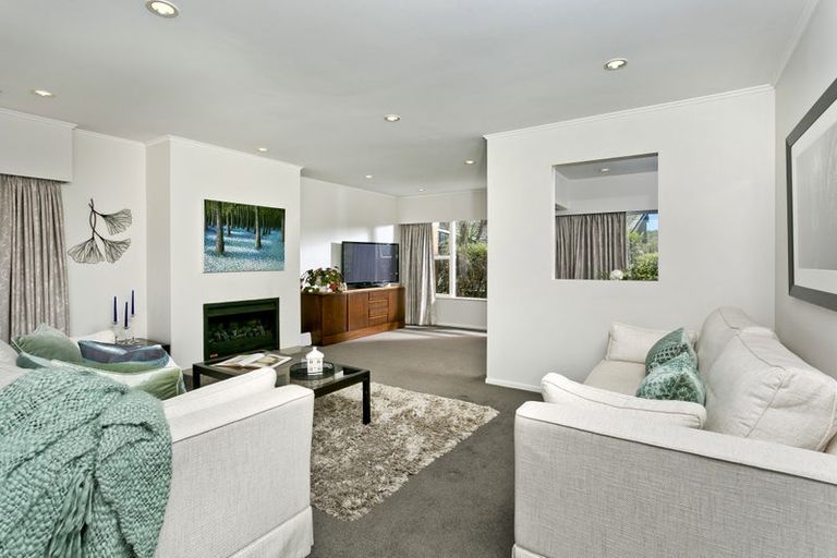 Photo of property in 2/43 Northumberland Avenue, Belmont, Auckland, 0622