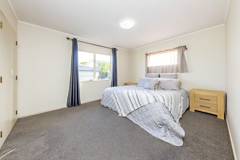 Photo of property in 2/44 Orion Street, Papakura, 2110