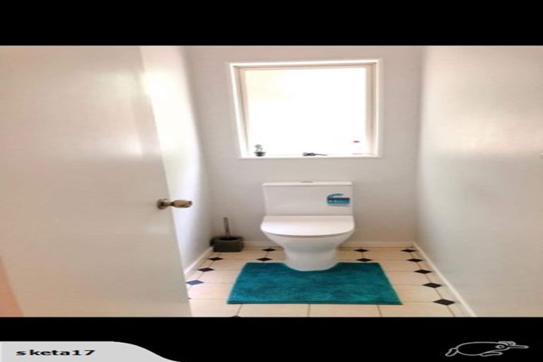 Photo of property in 2/8 Tulsa Grove, Totara Park, Upper Hutt, 5018