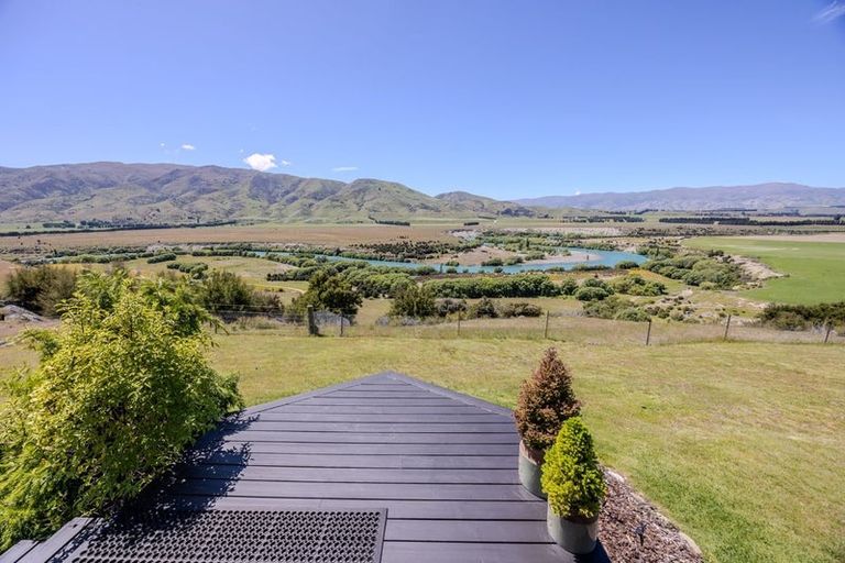 Photo of property in Luggate - Cromwell Road, Queensberry, Cromwell, 9383