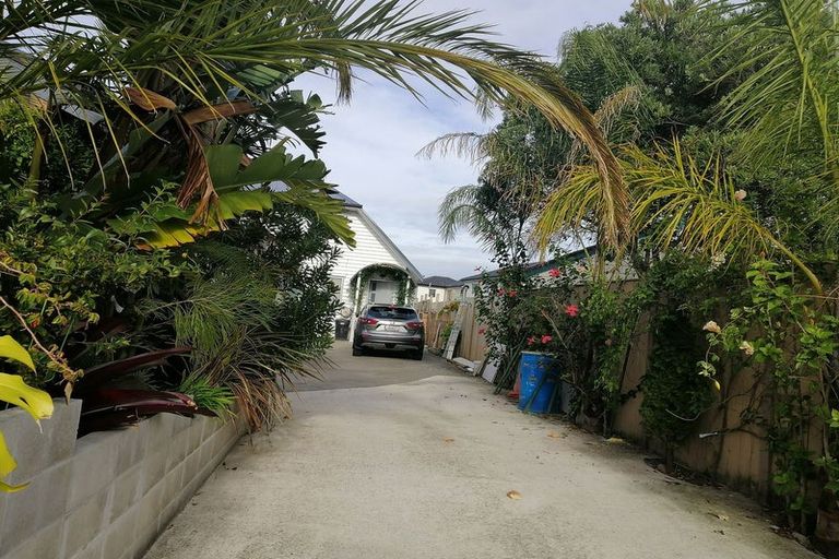 Photo of property in 76 Ferndown Avenue, Papatoetoe, Auckland, 2025