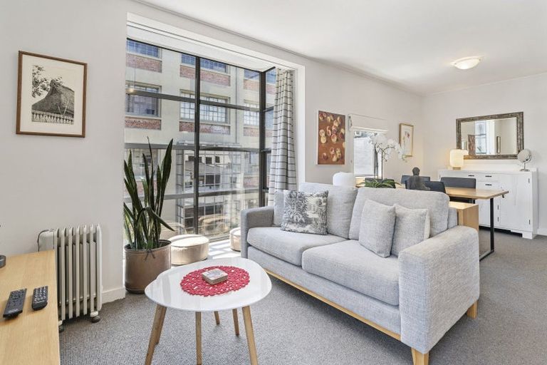 Photo of property in Hannahs Corner, 33/8 Leeds Street, Te Aro, Wellington, 6011